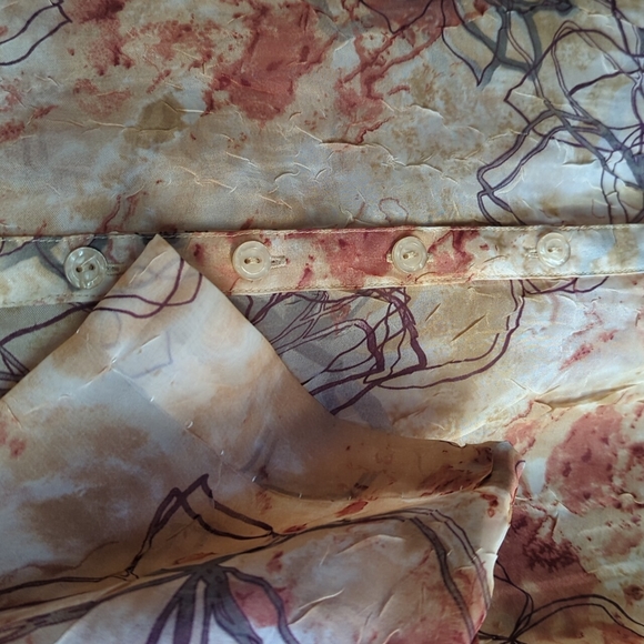 Sheer Flower Blouse - Picture 6 of 10